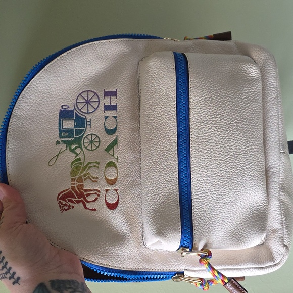 Coach Medium Charlie Backpack featuring a rainbow-colored horse and carriage - Picture 9 of 15